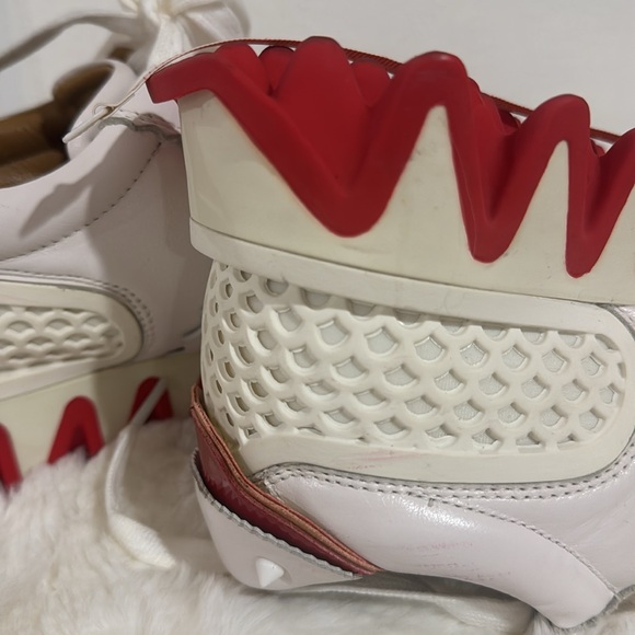 Stylish sneakers 😍👌 - Picture 10 of 11